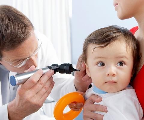 bệnh viêm tai giữa ở trẻ sơ sinh 2